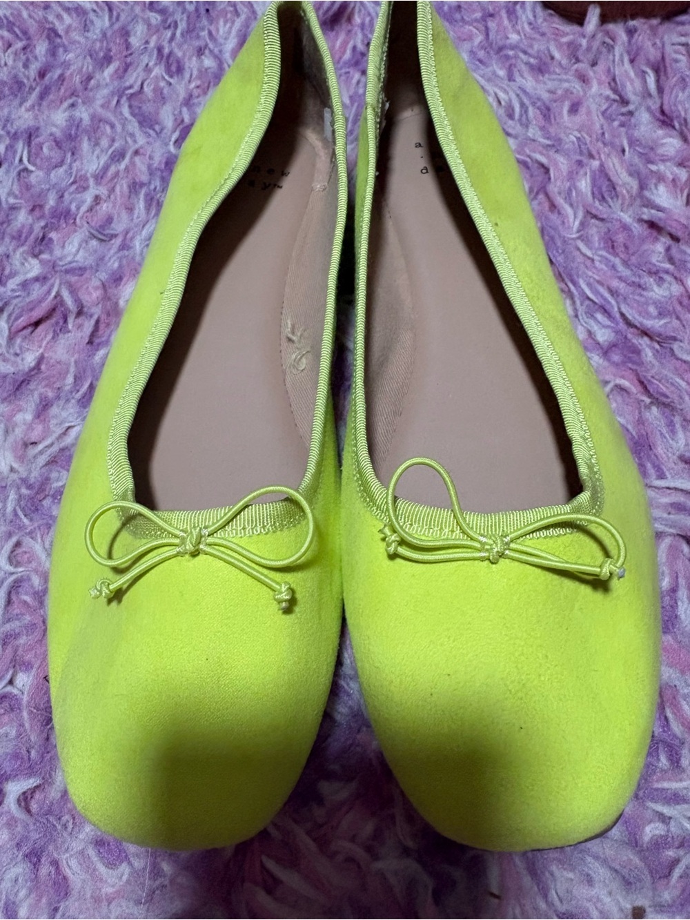A new day Women’s Lime Green Ballet Flats - Classic Bow Detail SZ 9